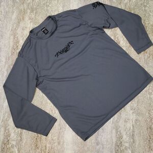 REQUEST JEANS LONG SLEEVE POLY TEE SIZE L